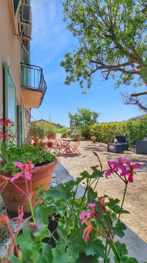 La Maison Du Bonheur Cotignac Esterno foto